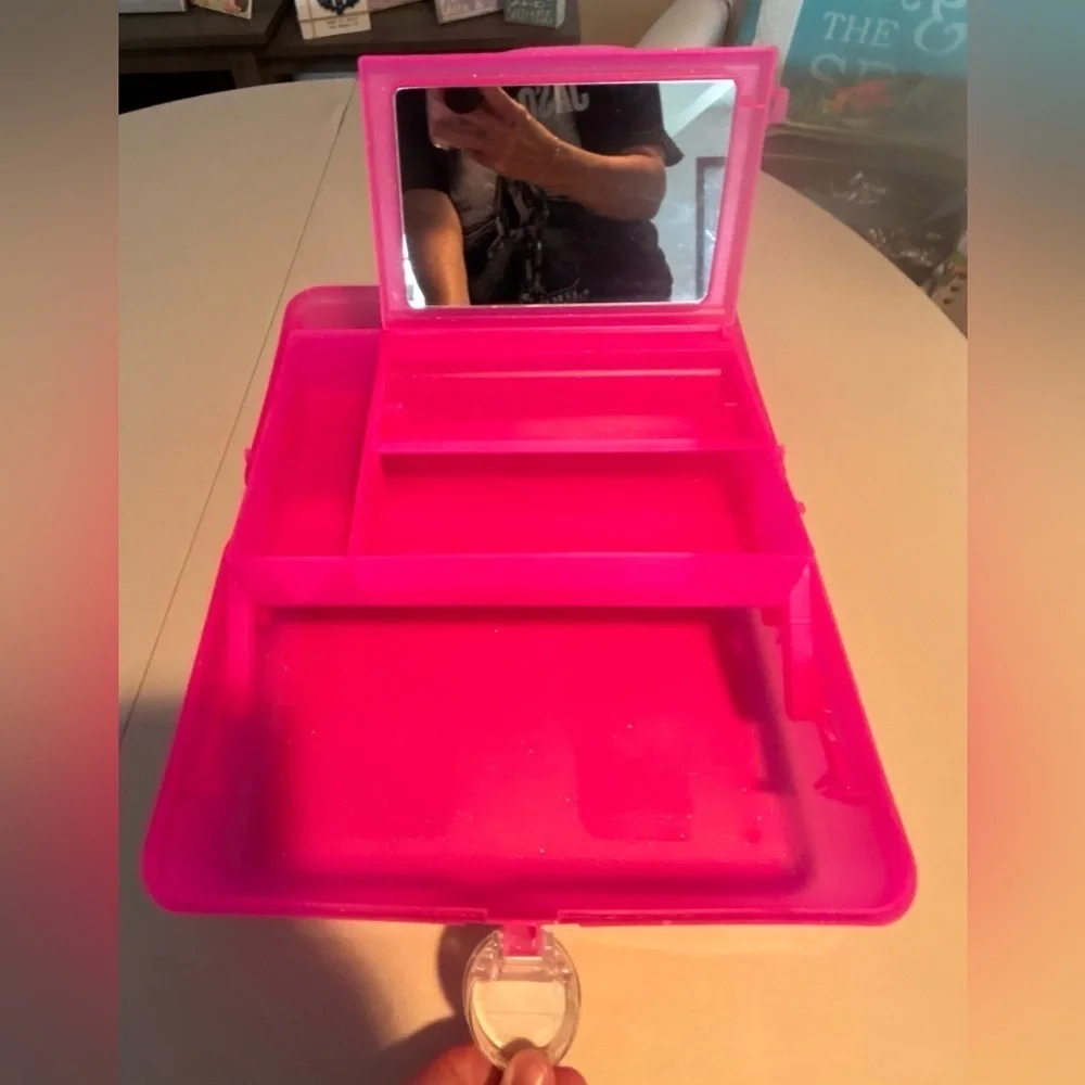 Caboodles go girl
